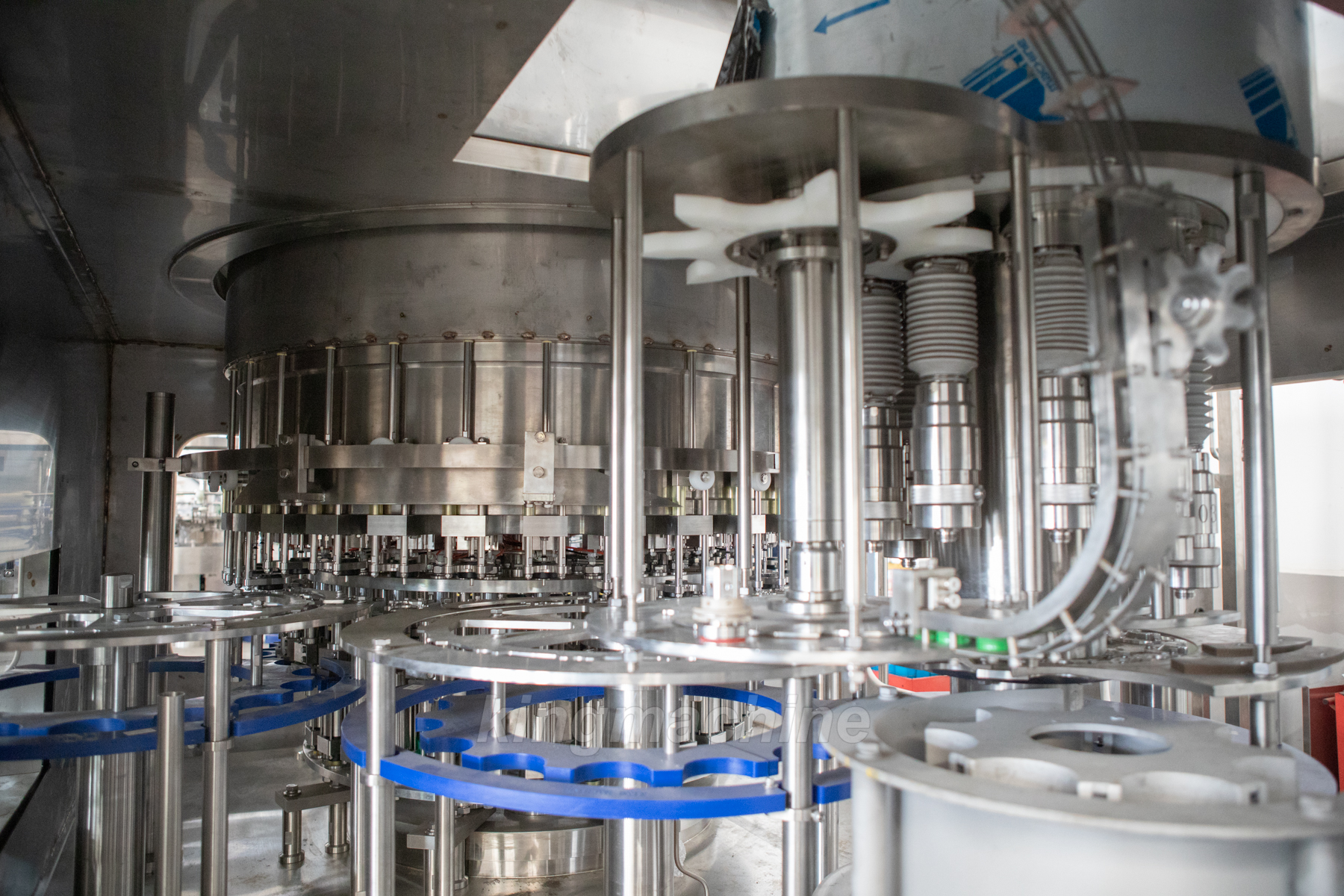 Mesin pengisian aseptik