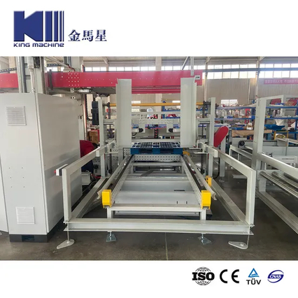 Mesin pelabelan botol 5L menghasilkan minyak dan air mineral murni dengan kapasitas untuk menghasilkan 5000bph hingga 10000 bph ukuran botol harus 500ml 1,5ml dan 5lts