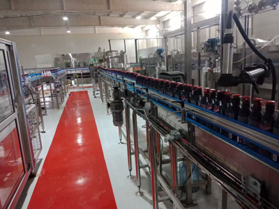 Botol aluminium 12.000bph Garis minuman berkarbonasi.