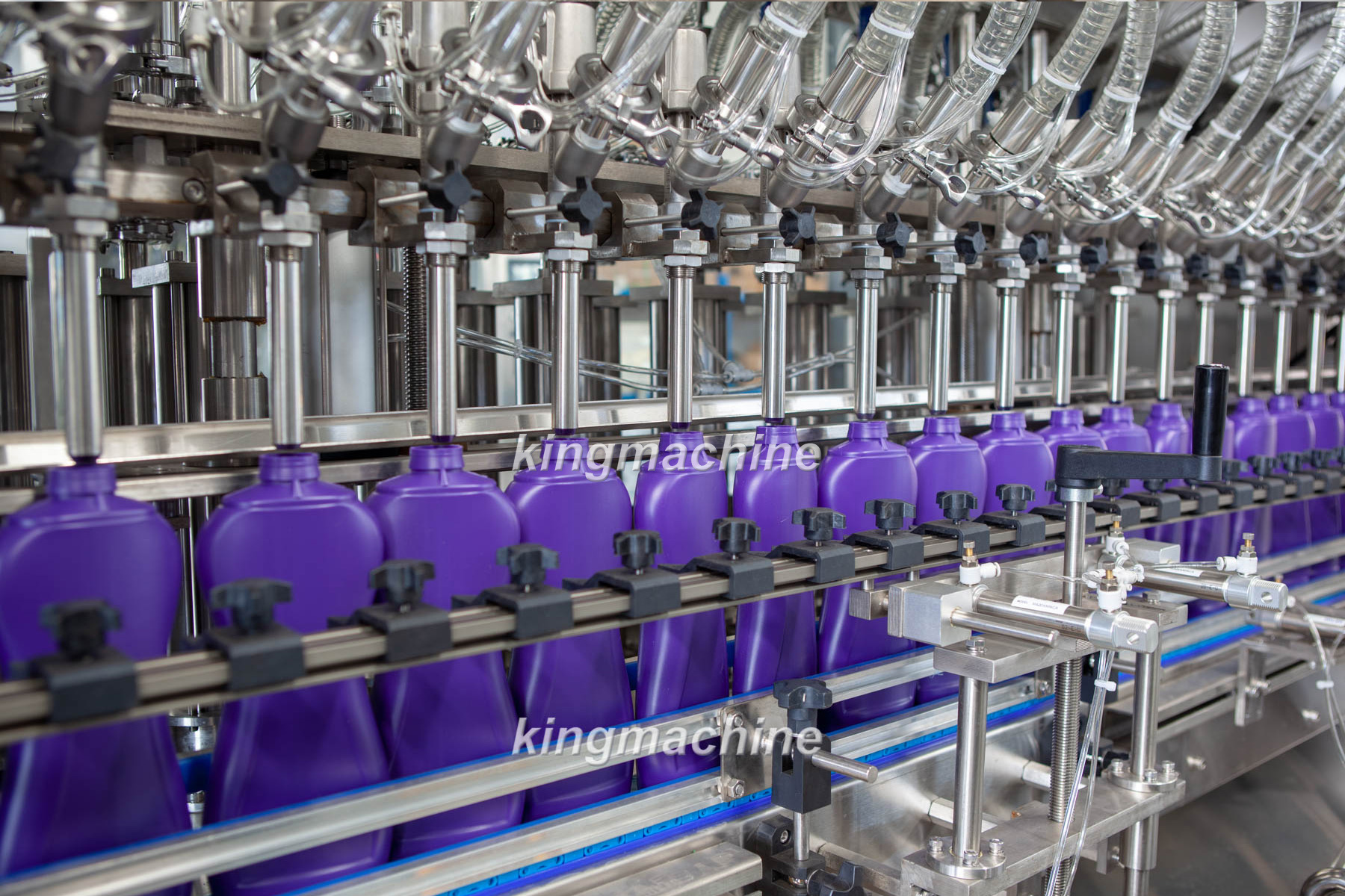 Mesin pengisian botol