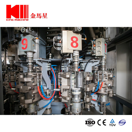 Botol Air Combibiblock Mengenakan Mesin Capping